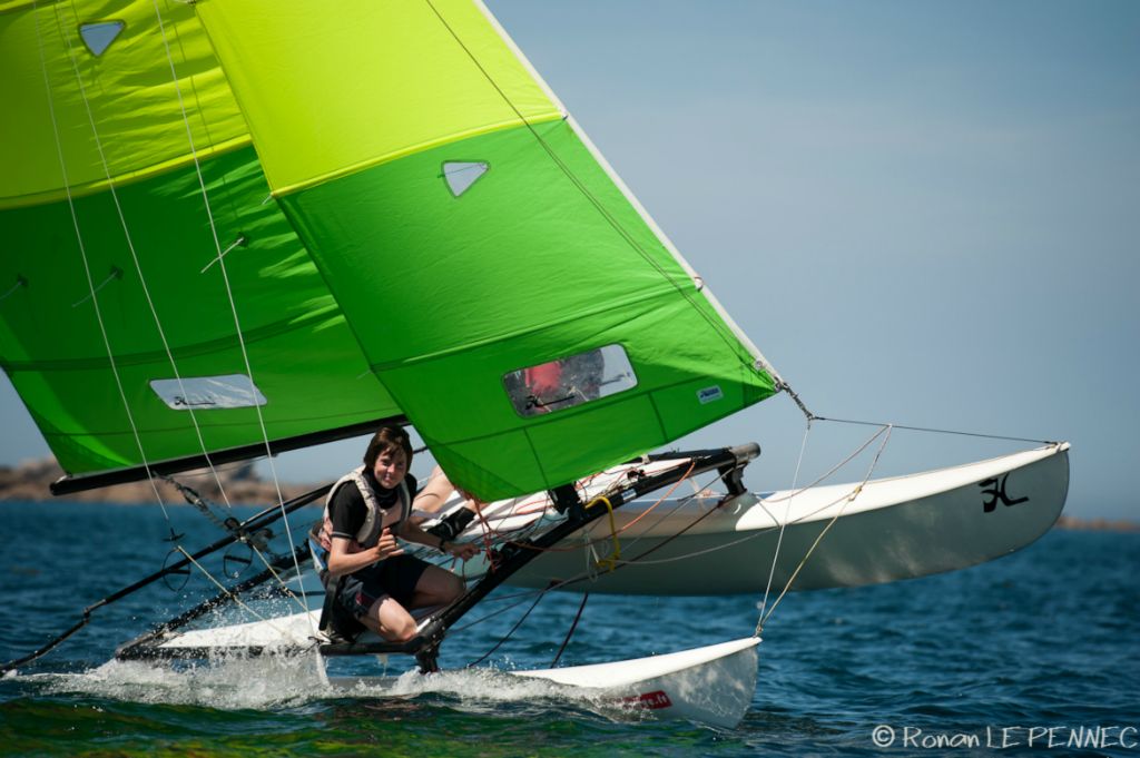 naviguer catamaran voile